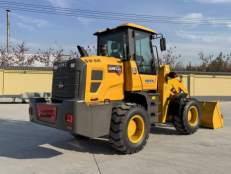 wheel loader