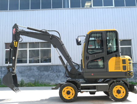 What are the operational precautions for wheeled excavators?